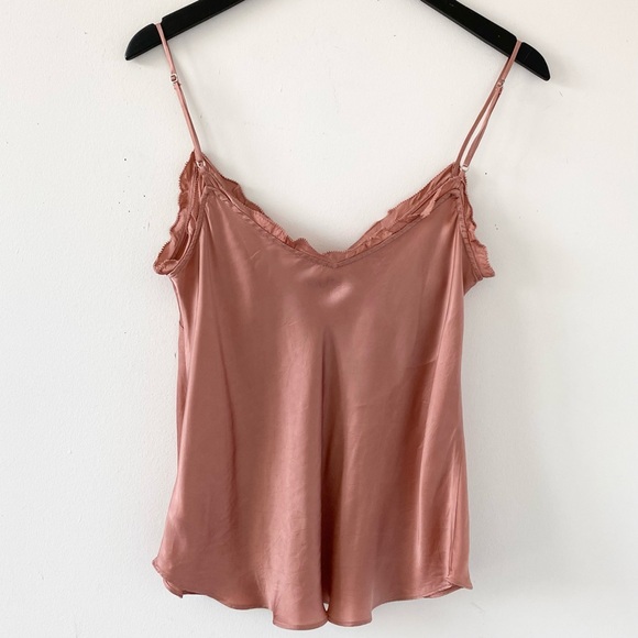 Aritzia Wilfred Ruffled Silky Camisole - Picture 3 of 8